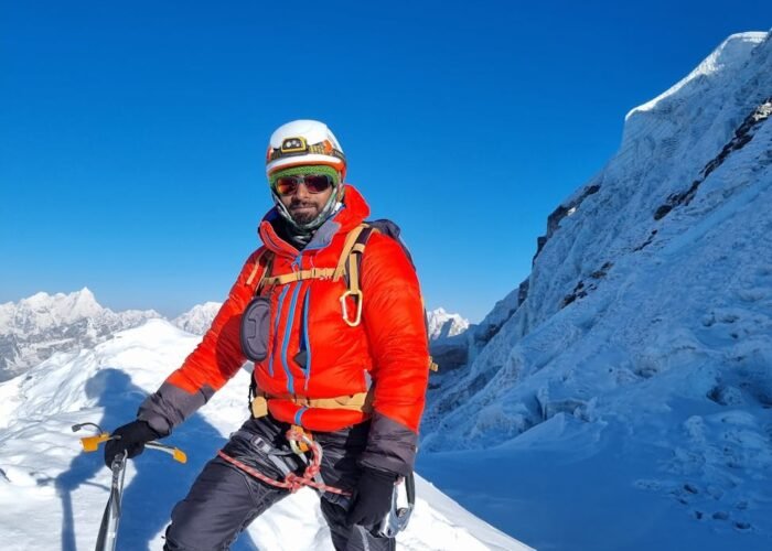 Pisang Peak Climbing — 2